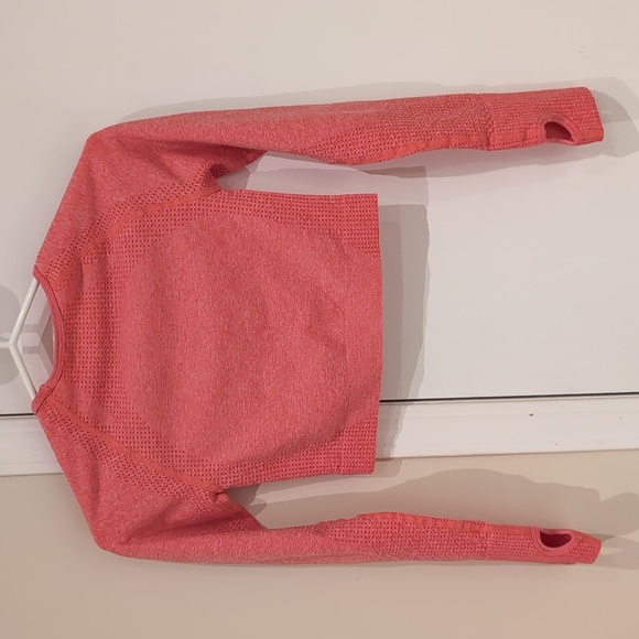 Crop sports tee - Picture 2 of 4